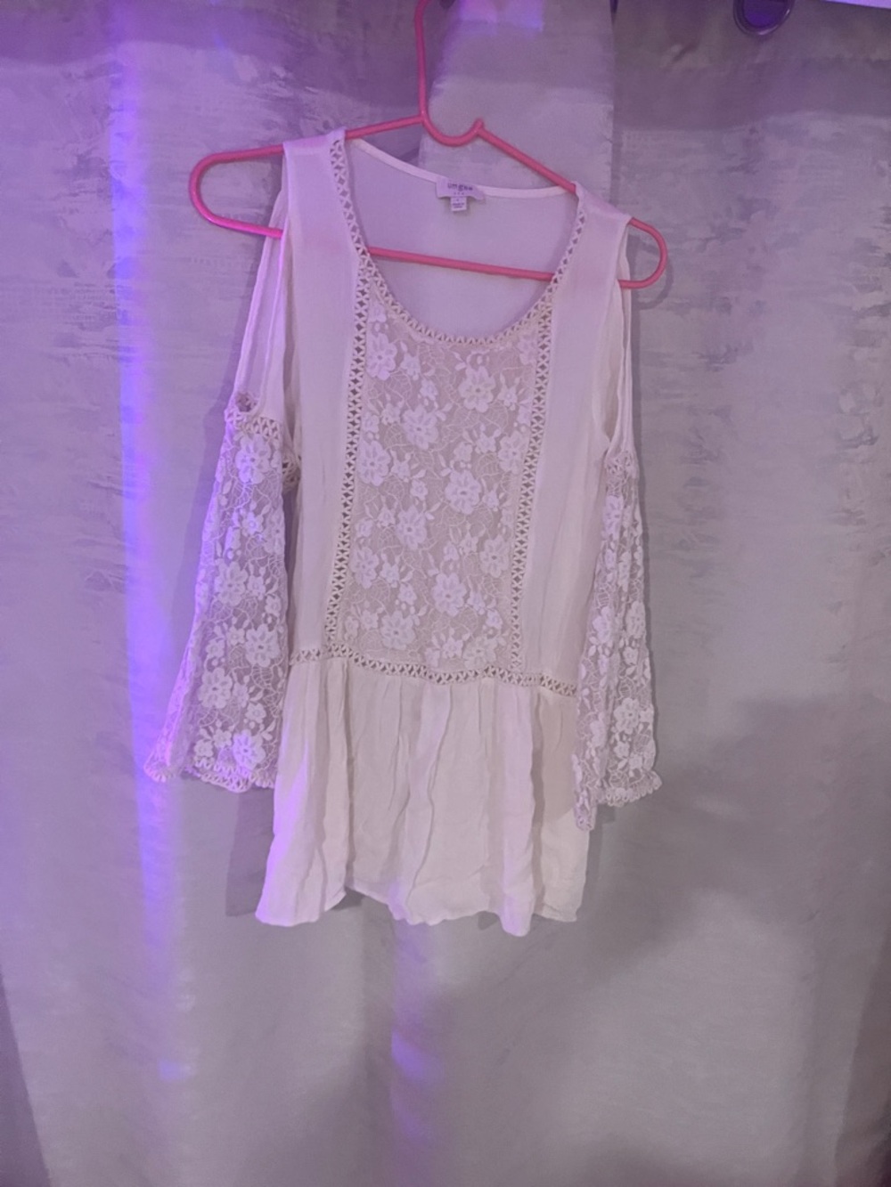 Umgee White Lace Cold-Shoulder Tunic Top size L